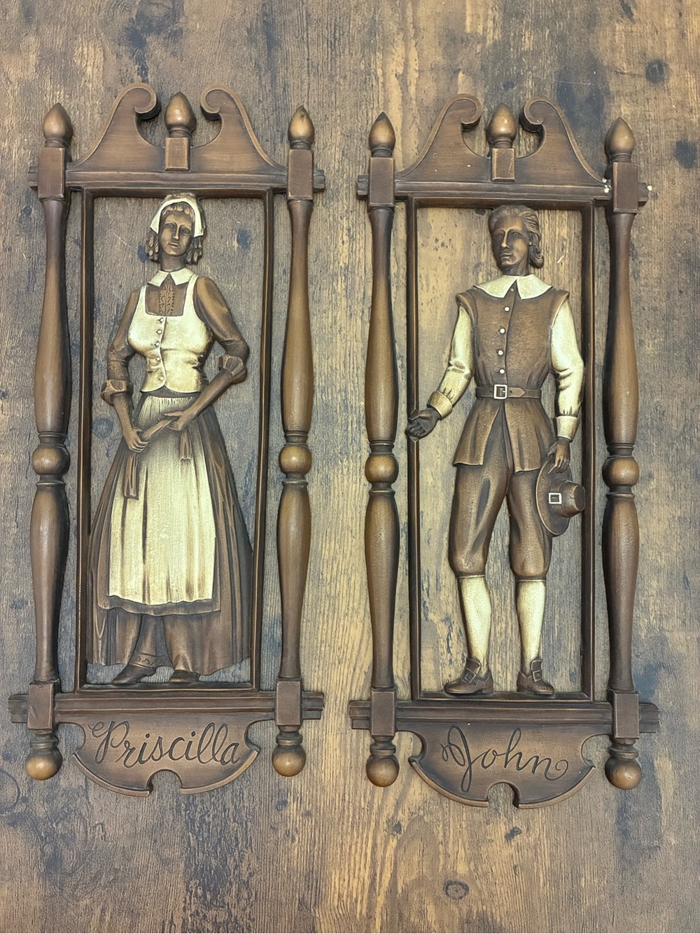 Vintage Syroco Wall Plaques Pilgrims John & Priscilla - Picture 2 of 14